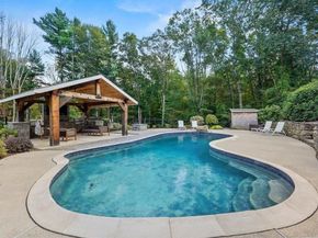 31 Douglas Road, Sutton MA 01590