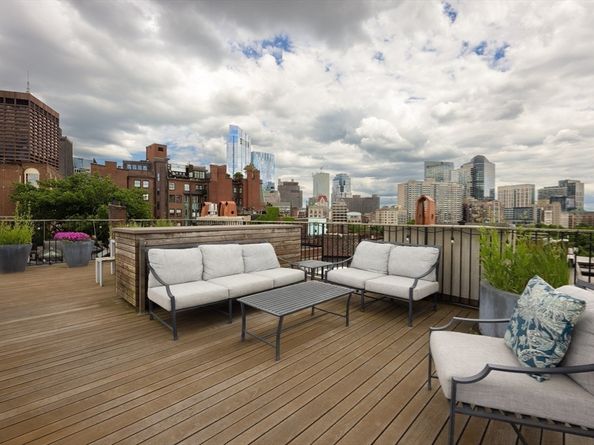 9 Walnut St, Boston MA 02108