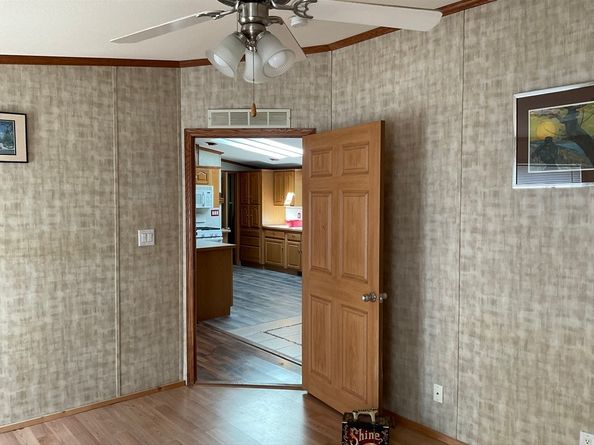 22 Medallion Road, Holbrook MA 02343