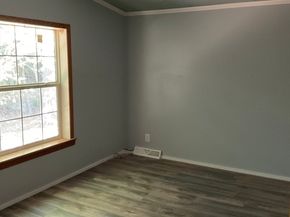 22 Medallion Road, Holbrook MA 02343