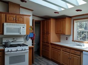 22 Medallion Road, Holbrook MA 02343