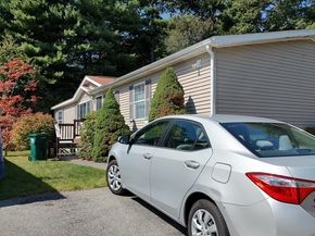 22 Medallion Road, Holbrook MA 02343