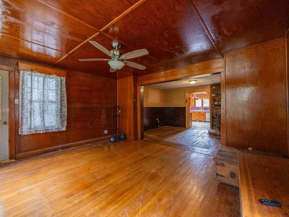 288 High Street, Uxbridge MA 01569