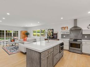 18 Chestnut Pl 18, Brookline MA 02445