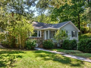 206-R Cedar Street