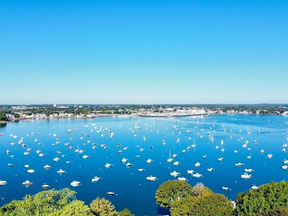24-26 Knight Ave, Marblehead MA 01945