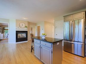 6 Alcott Way, Medfield MA 02052
