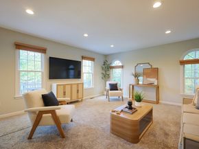 6 Alcott Way, Medfield MA 02052