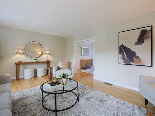 6 Alcott Way, Medfield MA 02052