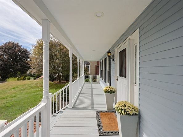 6 Alcott Way, Medfield MA 02052