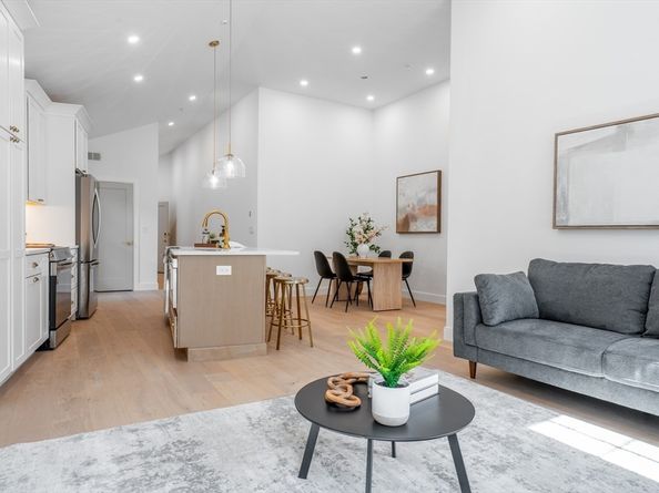 10 Rockland St. 4, Boston MA 02119