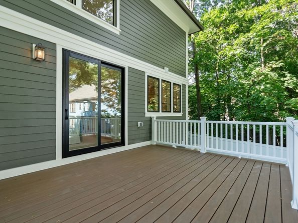 85 Naples Rd B, Brookline MA 02446