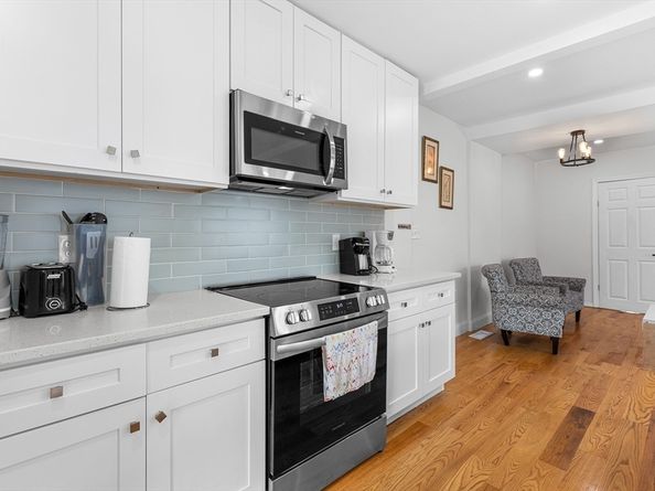 16 N Main St, Avon MA 02322