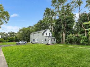 16 N Main St, Avon MA 02322