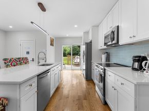 16 N Main St, Avon MA 02322