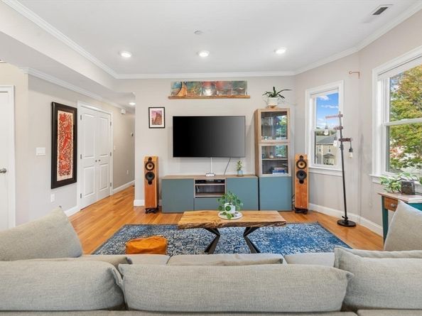 14 Tainter St 2, Medford MA 02155