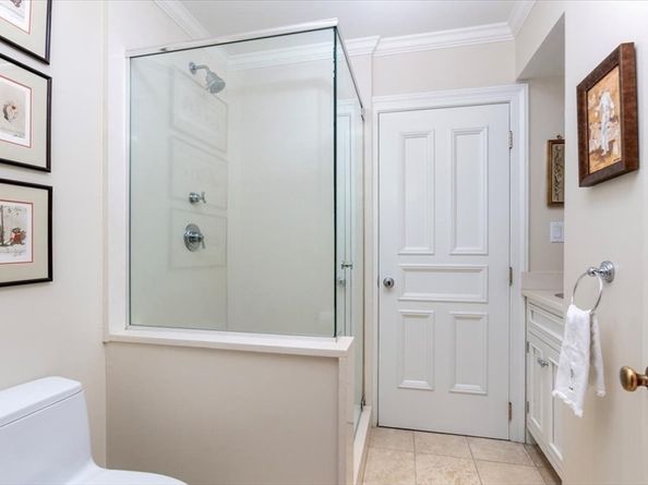 176 Marlborough St 1, Boston MA 02116