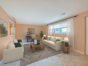 221 Oak St 812, Brockton MA 02301