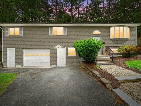 44 Drexel St, Worcester MA 01602