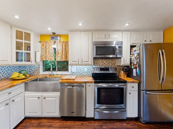 44 Drexel St, Worcester MA 01602