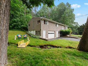 44 Drexel St, Worcester MA 01602