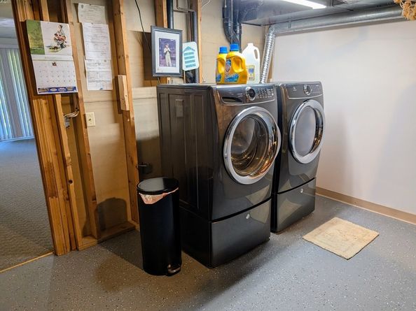 24 Charles St 10, Douglas MA 01516