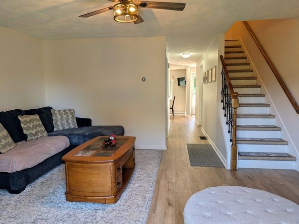 24 Charles St 10, Douglas MA 01516