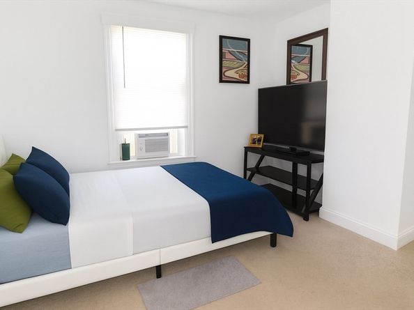 55 Channing St, Worcester MA 01605