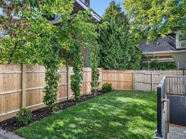 34 Fiske Ave A, Somerville MA 02145