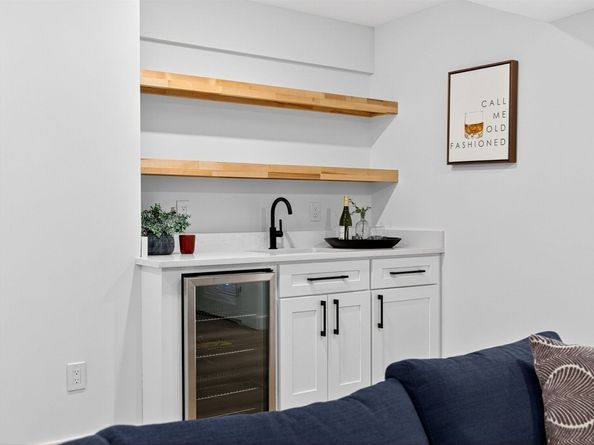 34 Fiske Ave A, Somerville MA 02145