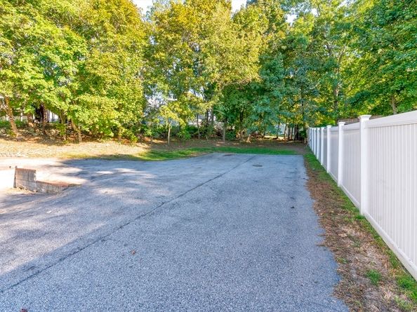 230 Lisle St, Braintree MA 02184