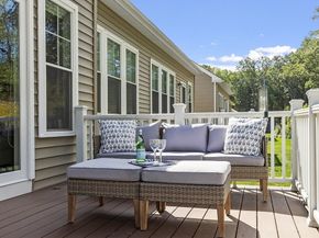 121 White Pond Way 121, Sudbury MA 01776