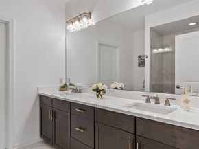 121 White Pond Way 121, Sudbury MA 01776