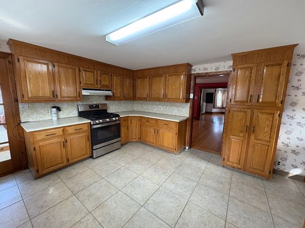 27 Park Ave., Weymouth MA 02190