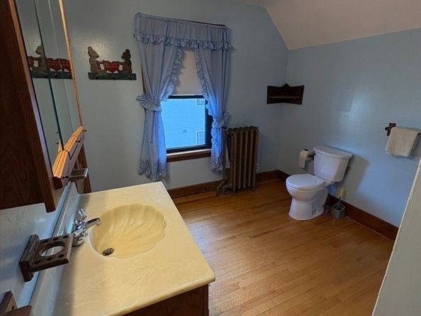 27 Park Ave., Weymouth MA 02190