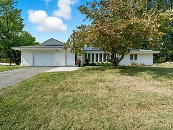 19 Nob Hill Dr.