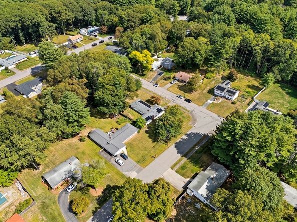 19 Nob Hill Dr., Framingham MA 01701