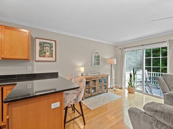 32 Whispering Pine Cir 32, Worcester MA 01606