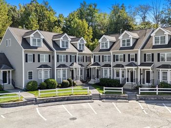 32 Whispering Pine Cir