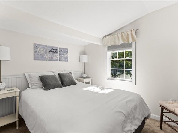 21 Hillside Road, Plymouth MA 02360