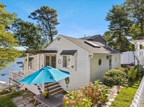 21 Hillside Road, Plymouth MA 02360