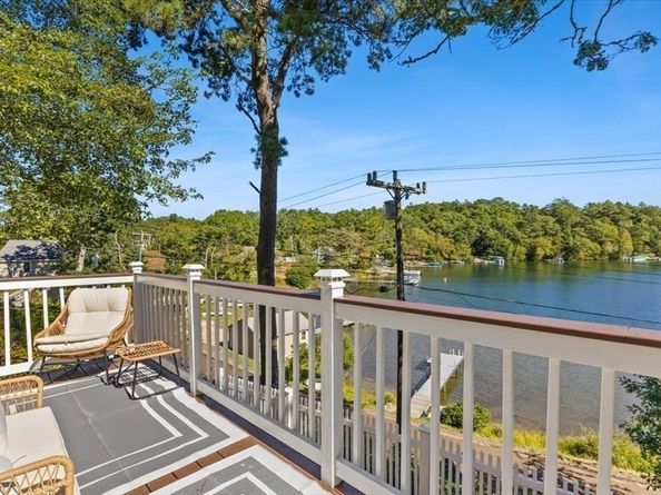 21 Hillside Road, Plymouth MA 02360