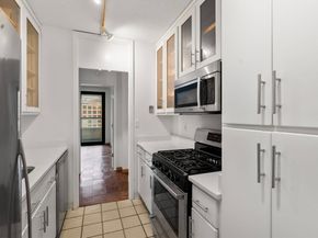 65 East India Row 10G, Boston MA 02110