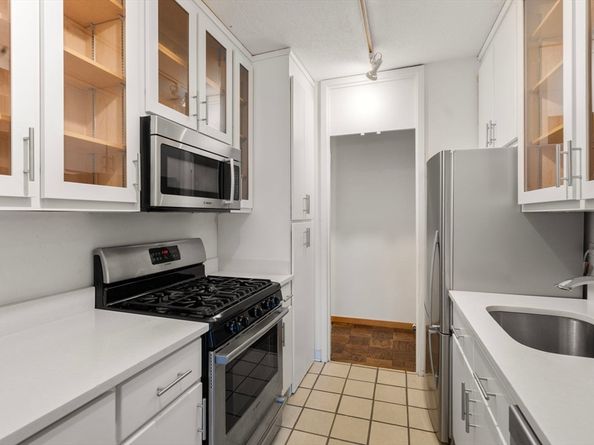 65 East India Row 10G, Boston MA 02110