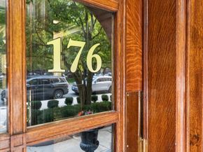 176 Commonwealth, Boston MA 02116