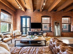 21 Wormwood St 412, Boston MA 02210