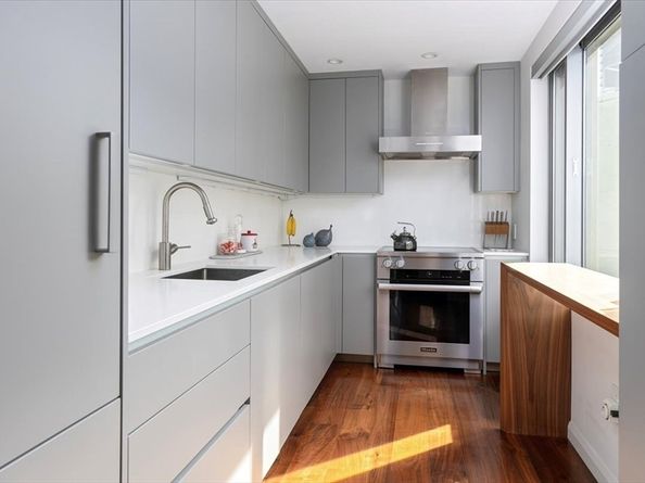 1 Huntington Ave 707, Boston MA 02116
