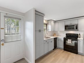 4 Anderson Way 2, Malden MA 02148