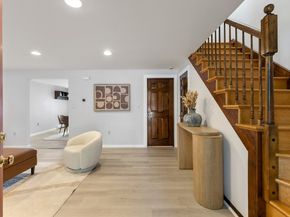 4 Anderson Way 2, Malden MA 02148
