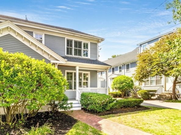 12-20 Richardson Street 14, Newton MA 02458